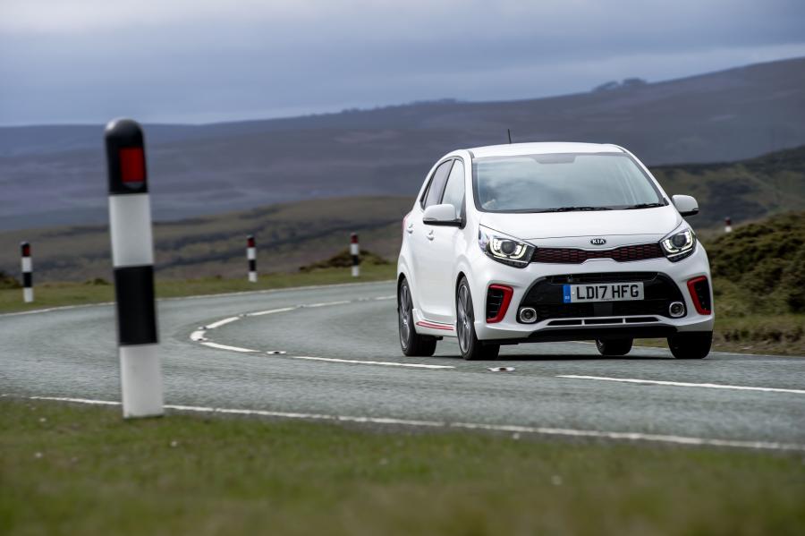  Kia Picanto GT Line 2017 года  (UK) (фото 48 из 92)